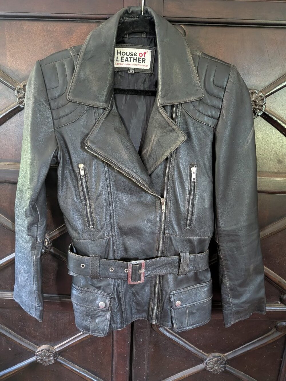 Versatile leather jacket